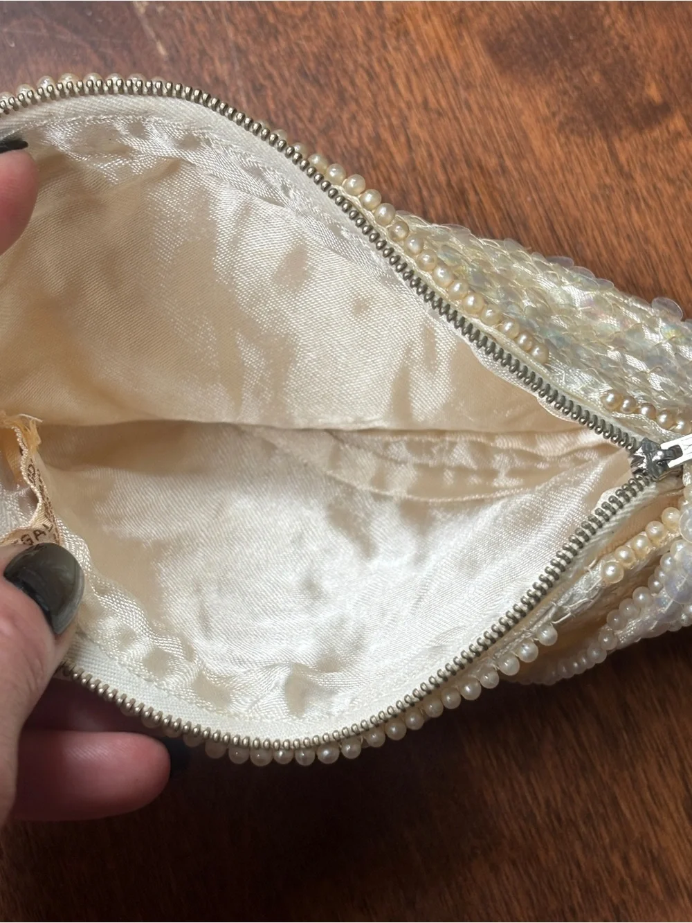 La Regale Iridescent Sequin & Pearl Swirl Evening Clutch - Ivory